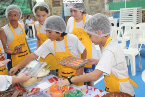 Fazendo seu chocolate tarde